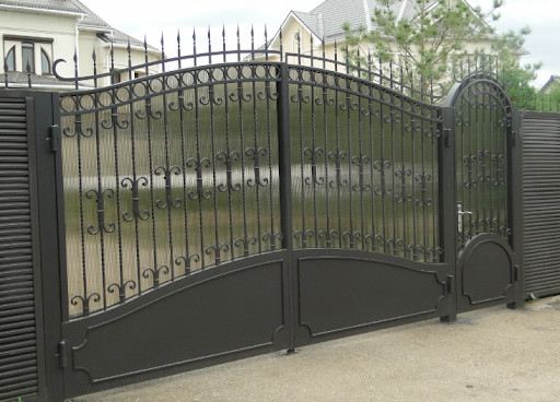 Durable Custom Metal Gates by Direct Shopfront - Secure and Stylish Solutions