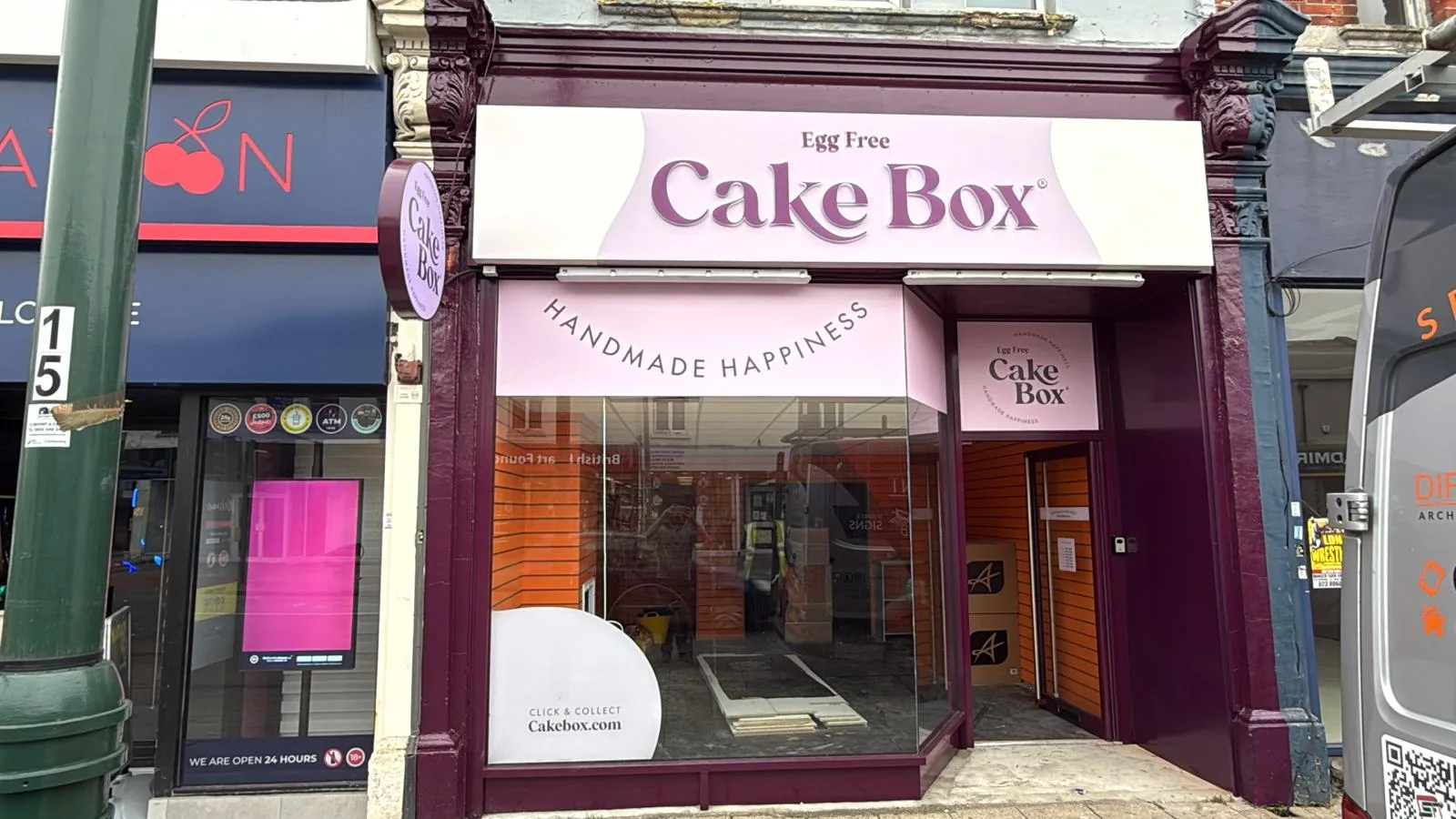 Cake Box shopfront by Direct Shopfront – purple frame and Handmade Happiness banner