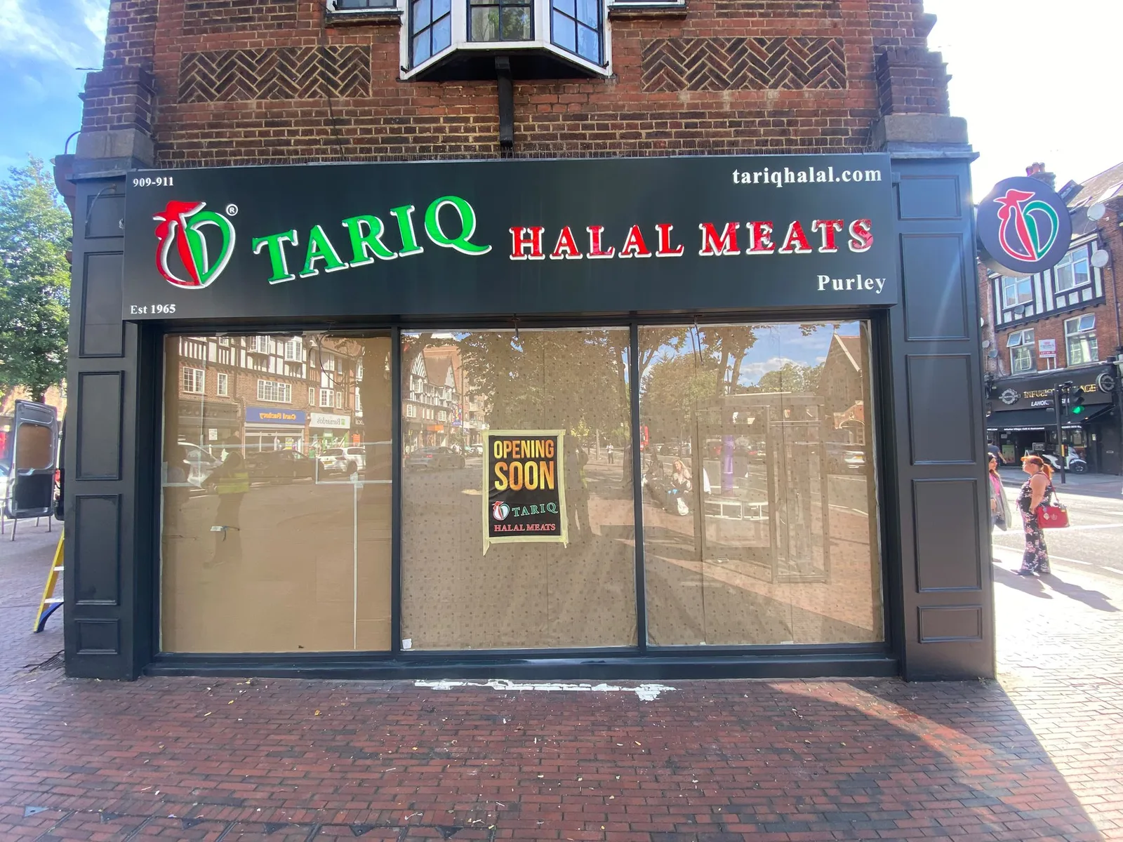 Tariq Halal Meats shopfront by Direct Shopfront – Purley branch, full frontage