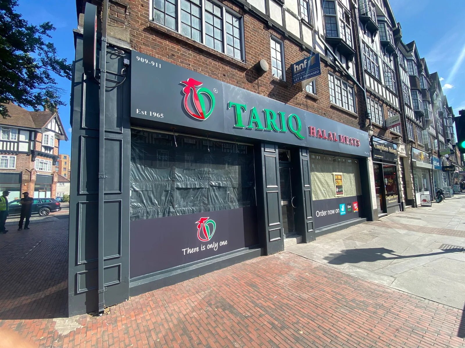 Tariq Halal Meats shopfront by Direct Shopfront – frontage with order-now panel