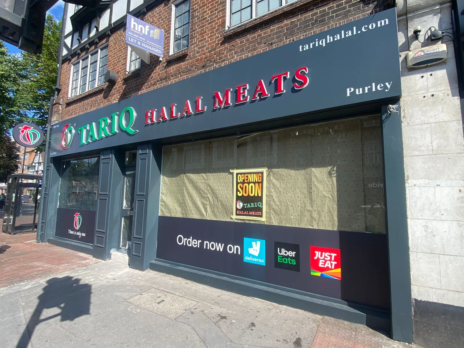 Tariq Halal Meats shopfront by Direct Shopfront – Purley branch front view